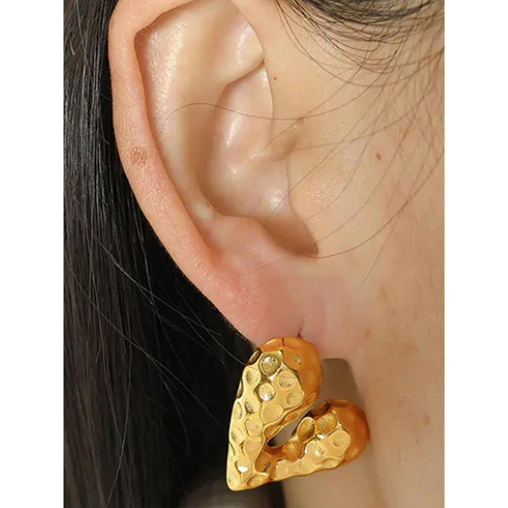 Peachy Accessories Chunky Gold Heart Drop Earrings
