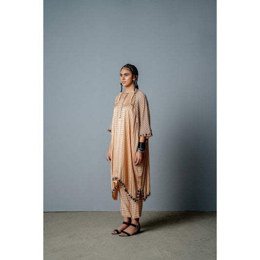 POOJA RAJGARHIA GUPTA Zenobia Kaftan Co-Ord (Set of 2)