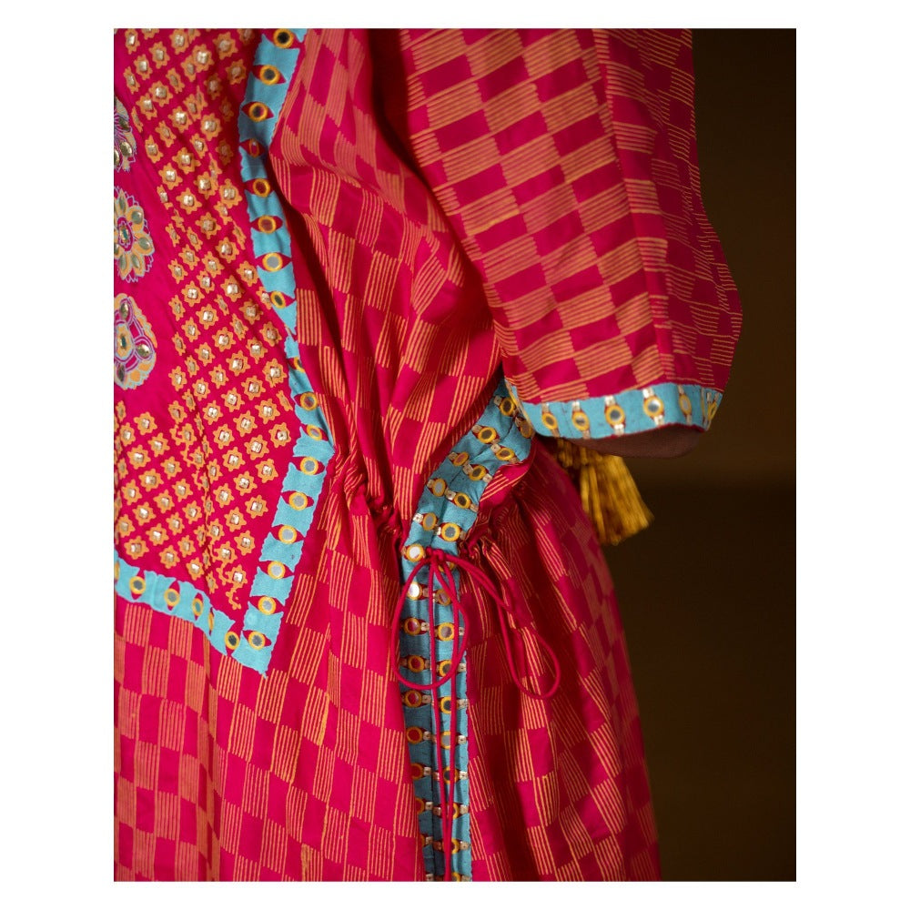 POOJA RAJGARHIA GUPTA Anardana Kaftan (Set of 2)