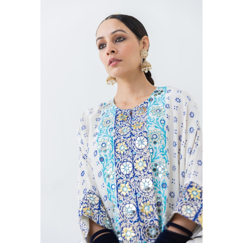 POOJA RAJGARHIA GUPTA Indu Cuffed Kaftan with Slip and Pant (Set of 3)