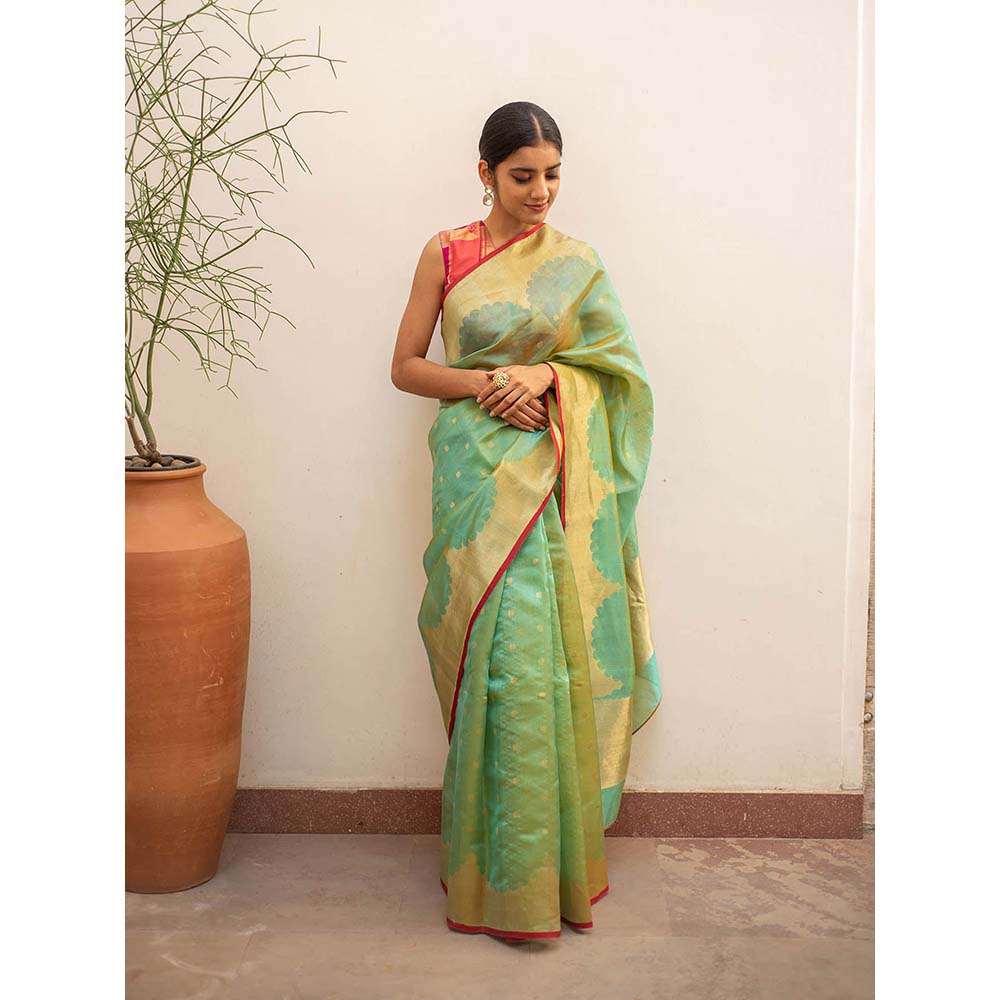 PRIYANKA RAAJIV Sora - Aquagreen Silk Saree with Reverse Scalloped God Border with Unstitched Blouse