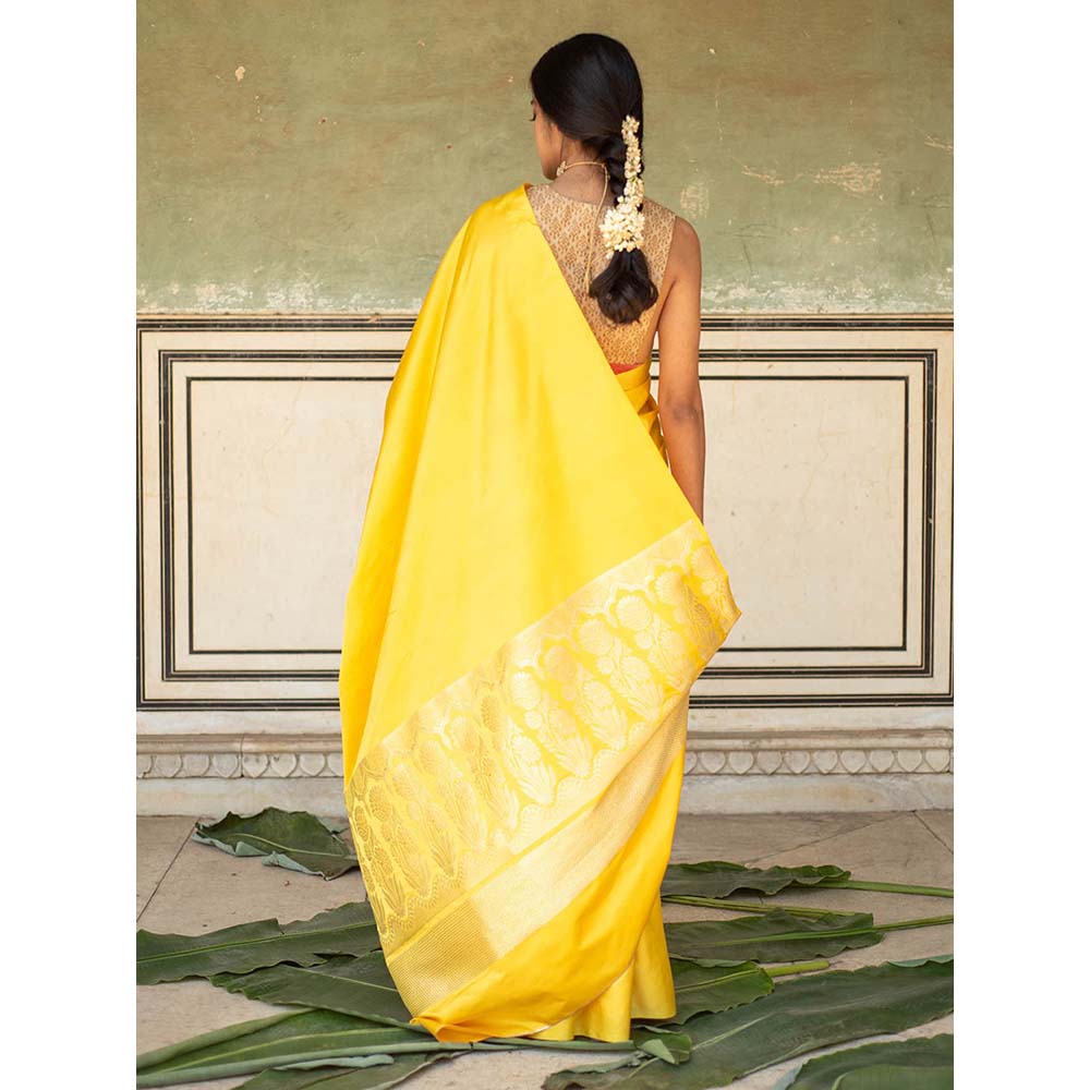 PRIYANKA RAAJIV Mani Yellow - Silk Mashroo Saree with Unstitched Blouse