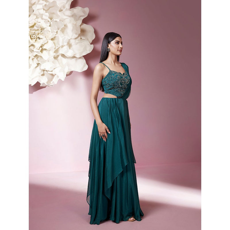 Qunic Teal Green Whisper Gown