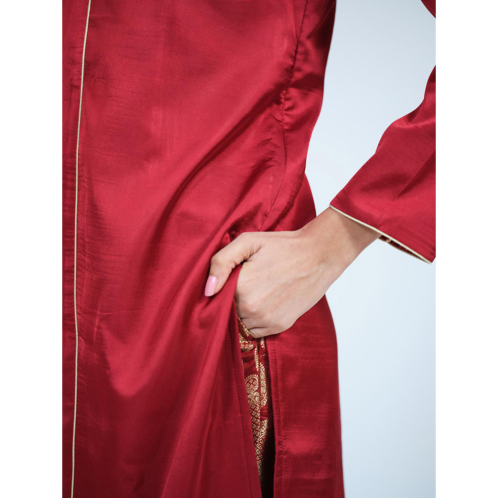 RAAG SUTRA Maroon Banarasi Brocade Kurta with Pant (Set of 2)