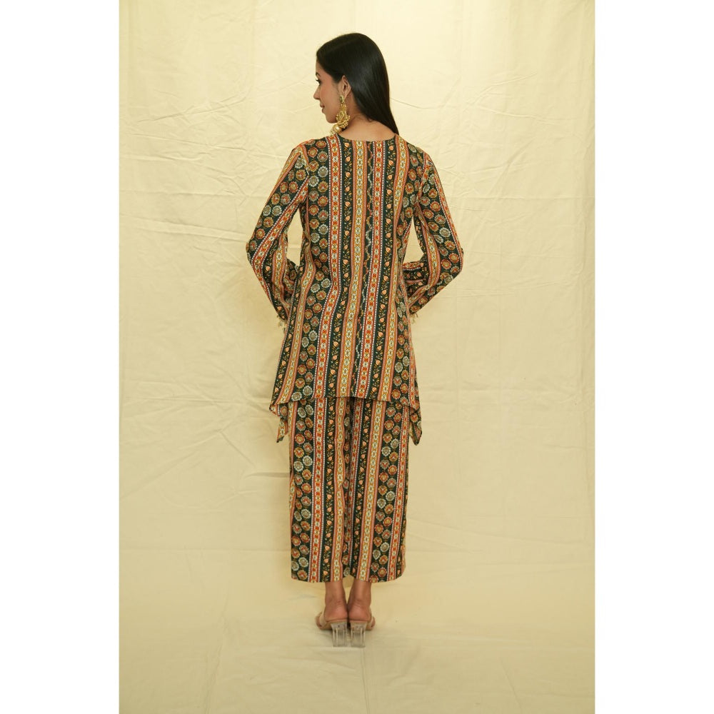 Rabnoor K Sethi Bottle Green Printed Asymmetrical Co-Ord (Set of 2)