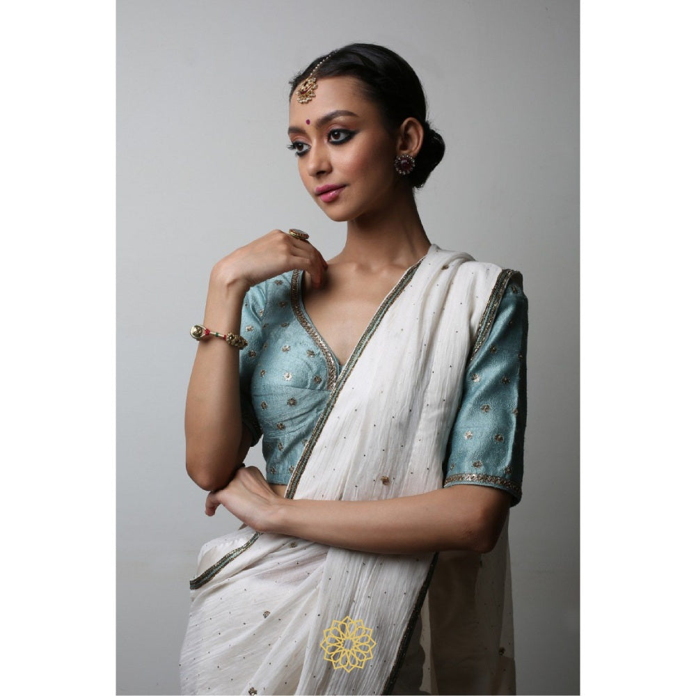 Rhua India Chand White Classical Saree with Stitched Blouse and Petticoat