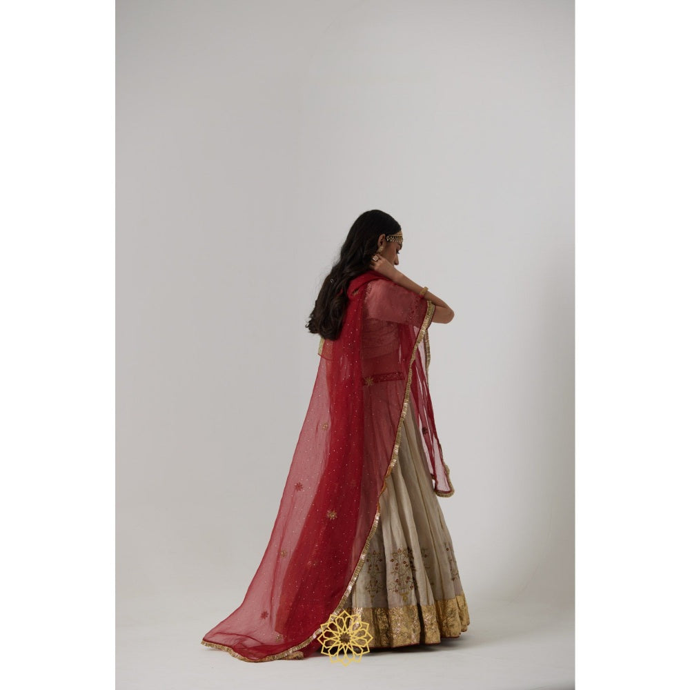 Rhua India Beige Kashvi Lehenga with Blouse and Dupatta (Set of 3)