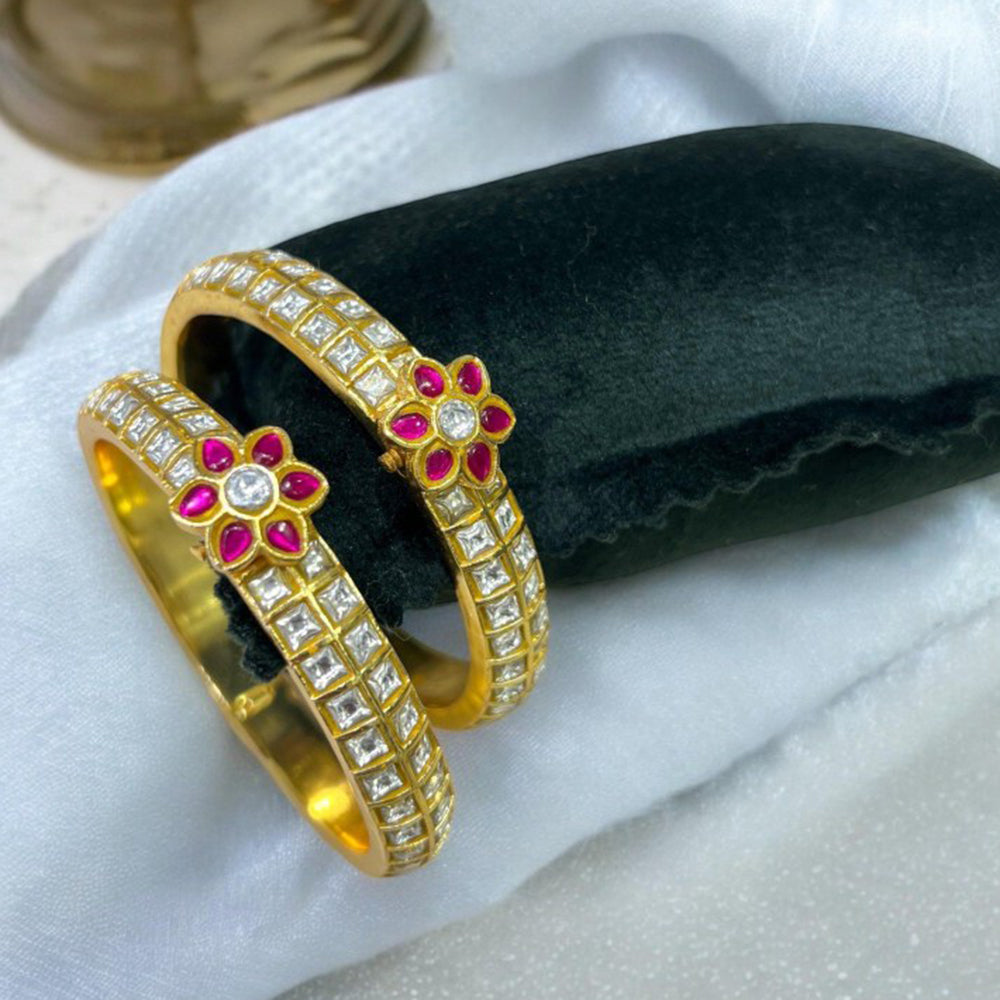 RIANA JEWELLERY Traditional Jadau Gold Plated White Stone Bangle