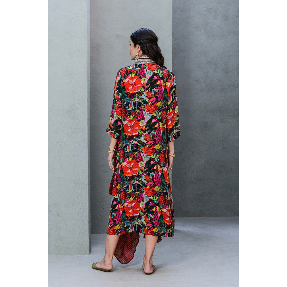 Rishi & Vibhuti Garnet Kaftan