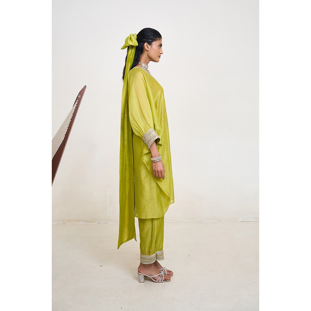 Rishi & Vibhuti Kael Kaftan With Pant (Set of 2)