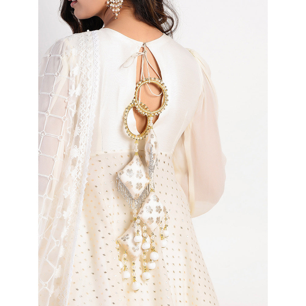 Rishi & Vibhuti Ivory Embellished Kurta And Lehenga With Dupatta (Set of 3)