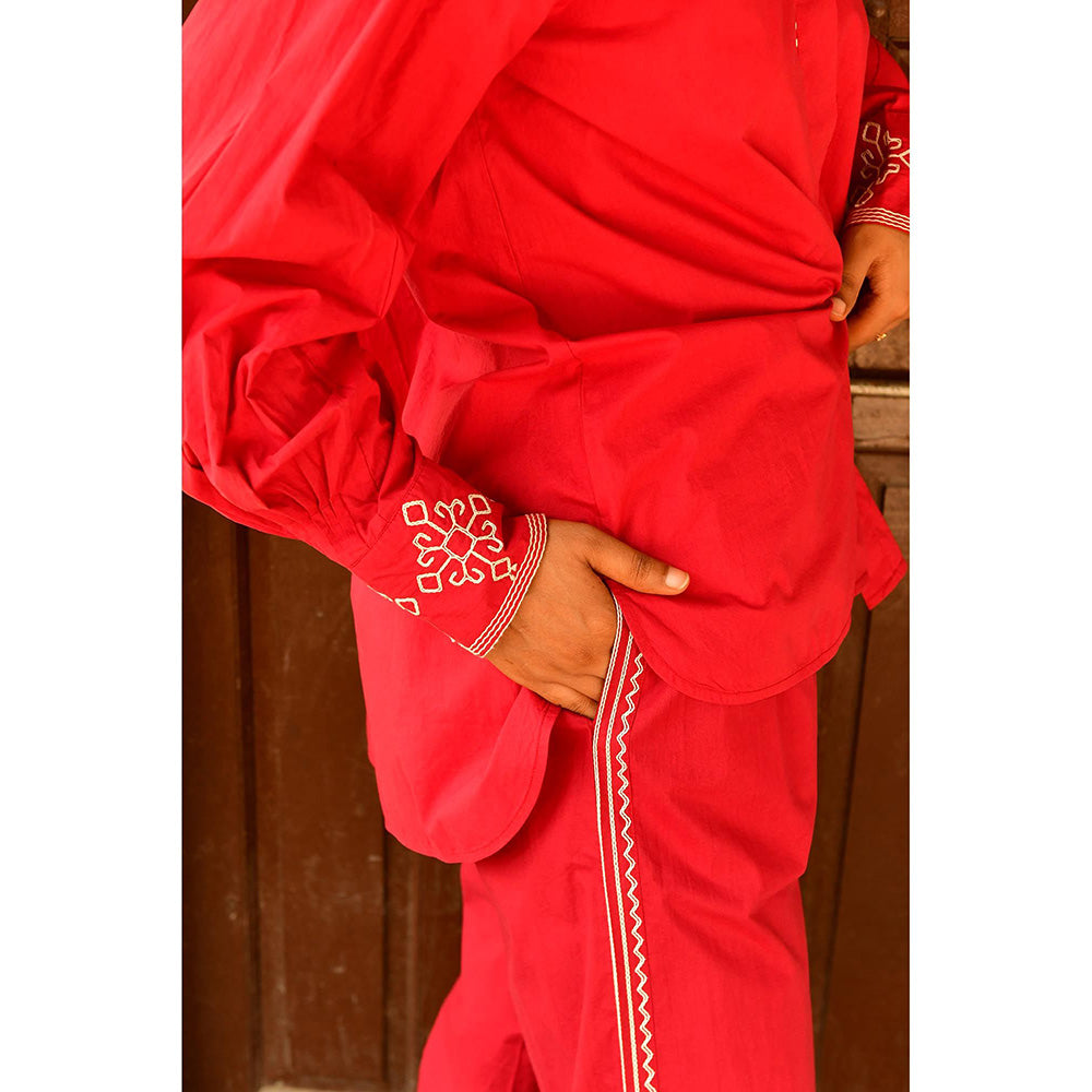 ROHO Nyla Red Shirt