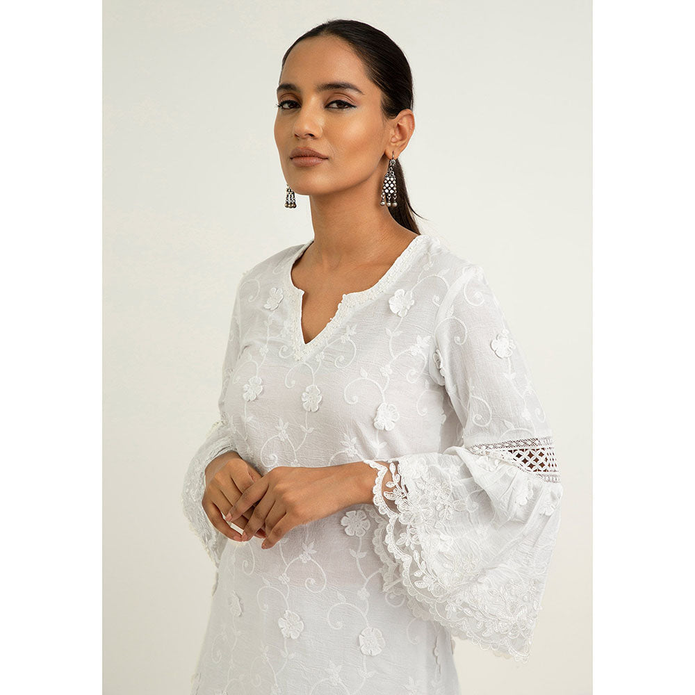 Roze Firosa Kurti - White