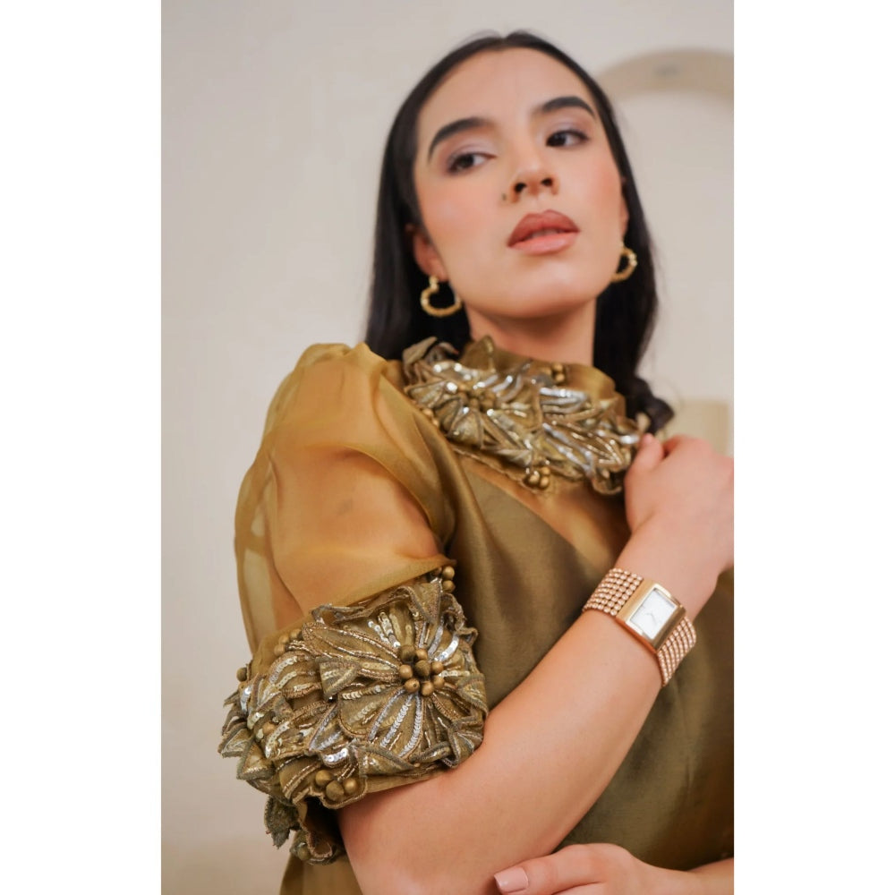 Ruhm Golden Mirage Top with Inner and Pant (Set of 3)