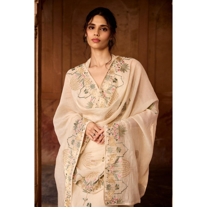 Saanjh by Lea Samriddhi Beige Embroidered Kurta with Pant and Dupatta