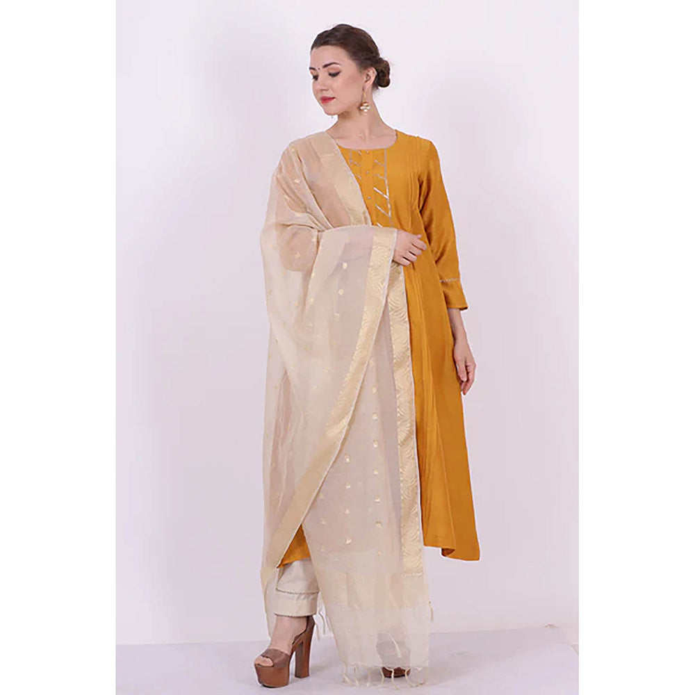 Saatvikei Kumud - Yellow Kurta
