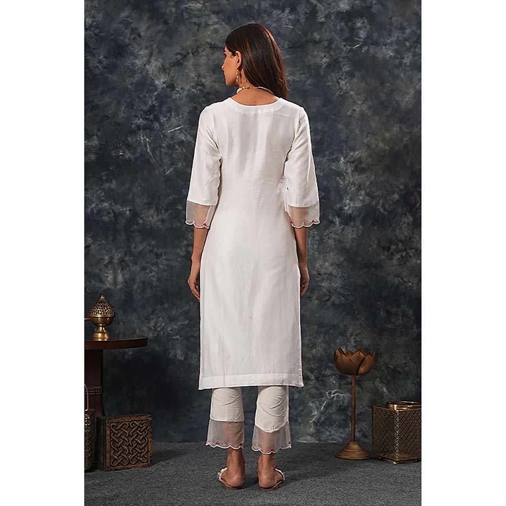 Saatvikei Radhika - Ivory Kurta with Palazzo and Dupatta (Set of 3)