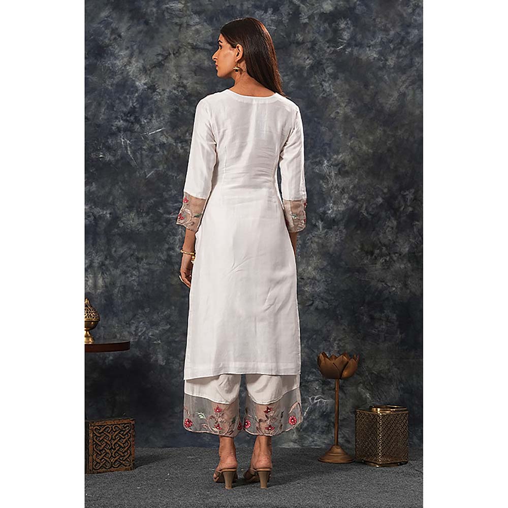 Saatvikei Sarla - Ivory Kurta with Palazzo and Dupatta (Set of 3)
