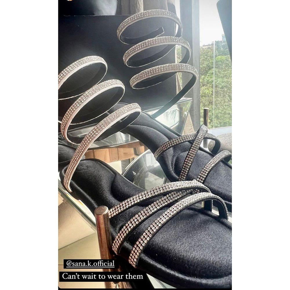 Sana K Luxurious Footwear Black Flat Spring Tie Up Heels Sandals