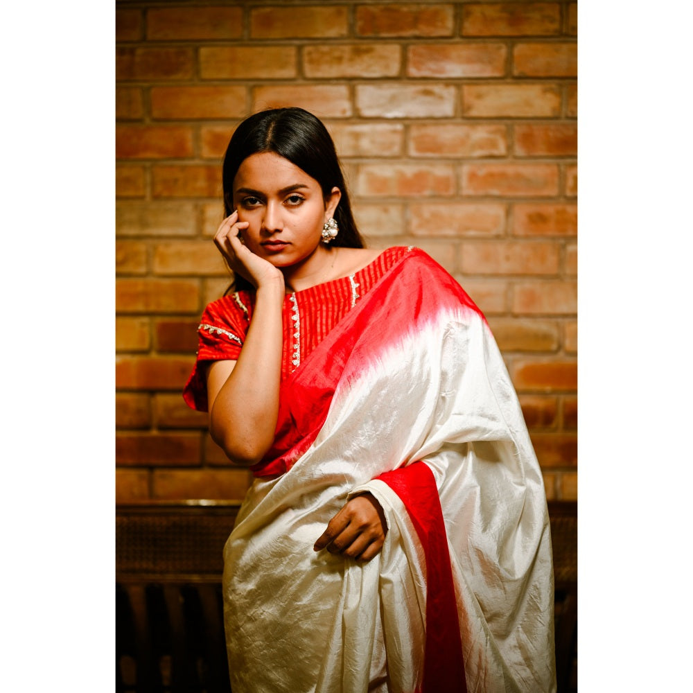 SARI KI ALMARI Alta Red Handwoven Bengali Silk Saree with Unstitched Blouse