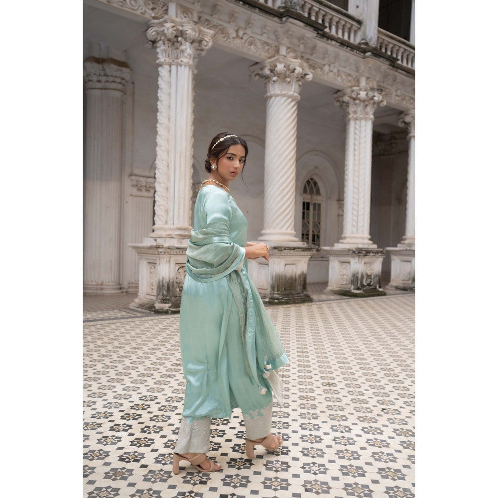 Sheela Suthar Mint Green Kurta with Pant and Dupatta (Set of 3)