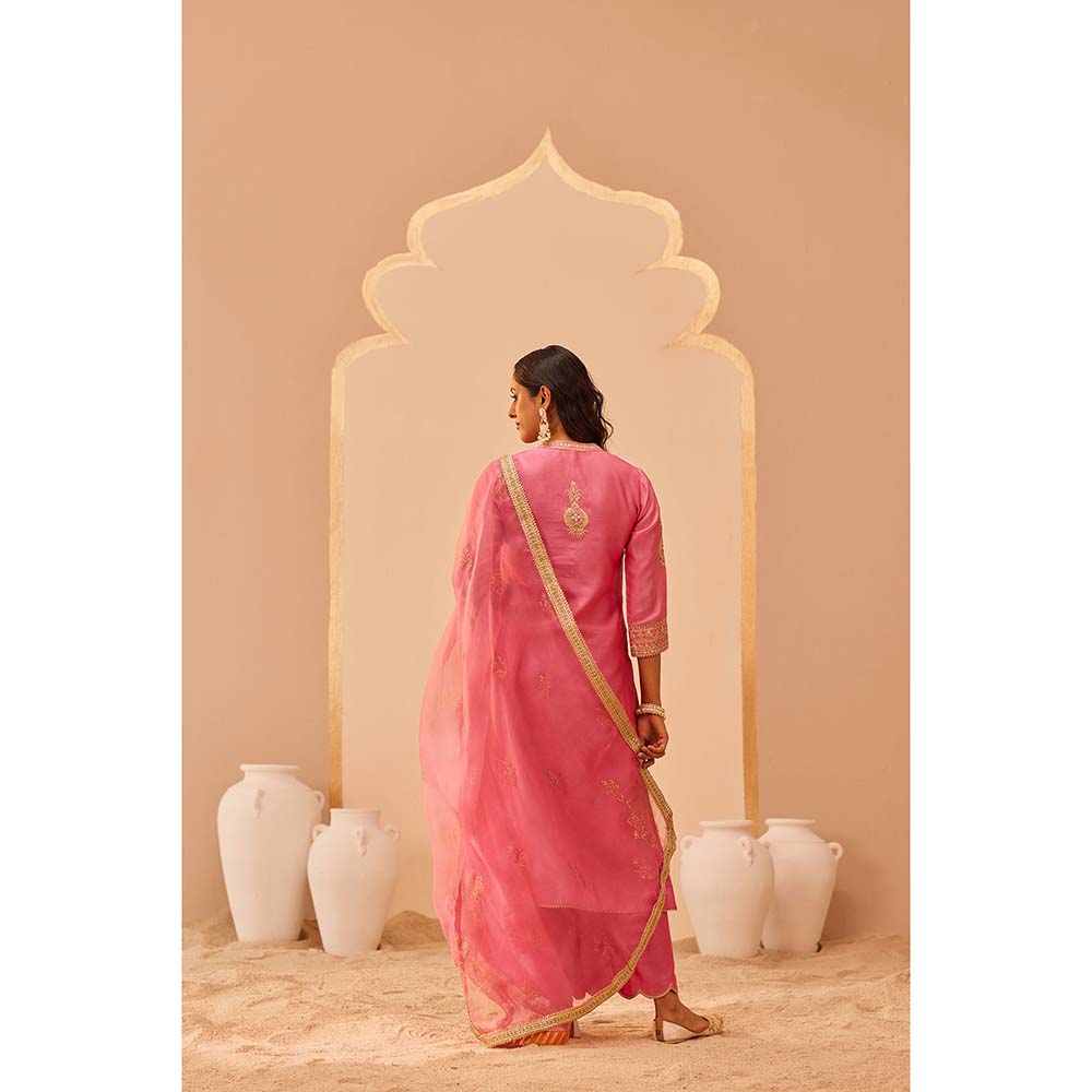 Sheetal Batra Pink Zaniab Kurta With Palazzo And Dupatta (Set of 3)