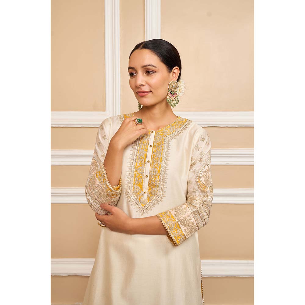 Sheetal Batra Ivory Kurta With Sharara And Dupatta (Set of 3)