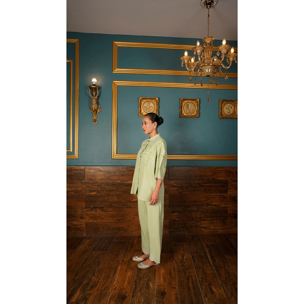 Shilpsutra Gin Green Painted Co-Ord Set