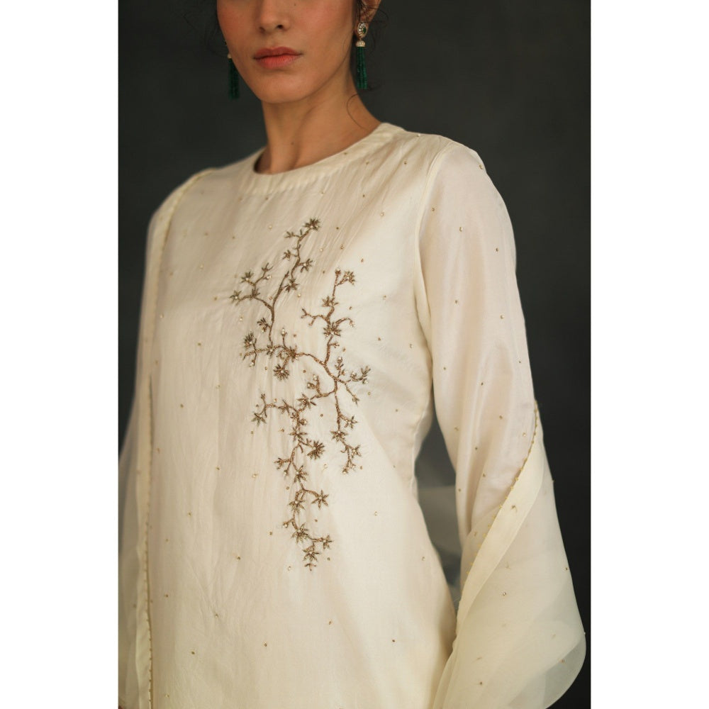 SHIKHA MEHTA Off White Nura Kurta with Pant and Dupatta (Set of 3)