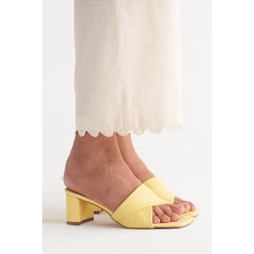 Shivani Bhargava White Melange Cutwork & Cross-Stitch Co-Ord (Set of 2)