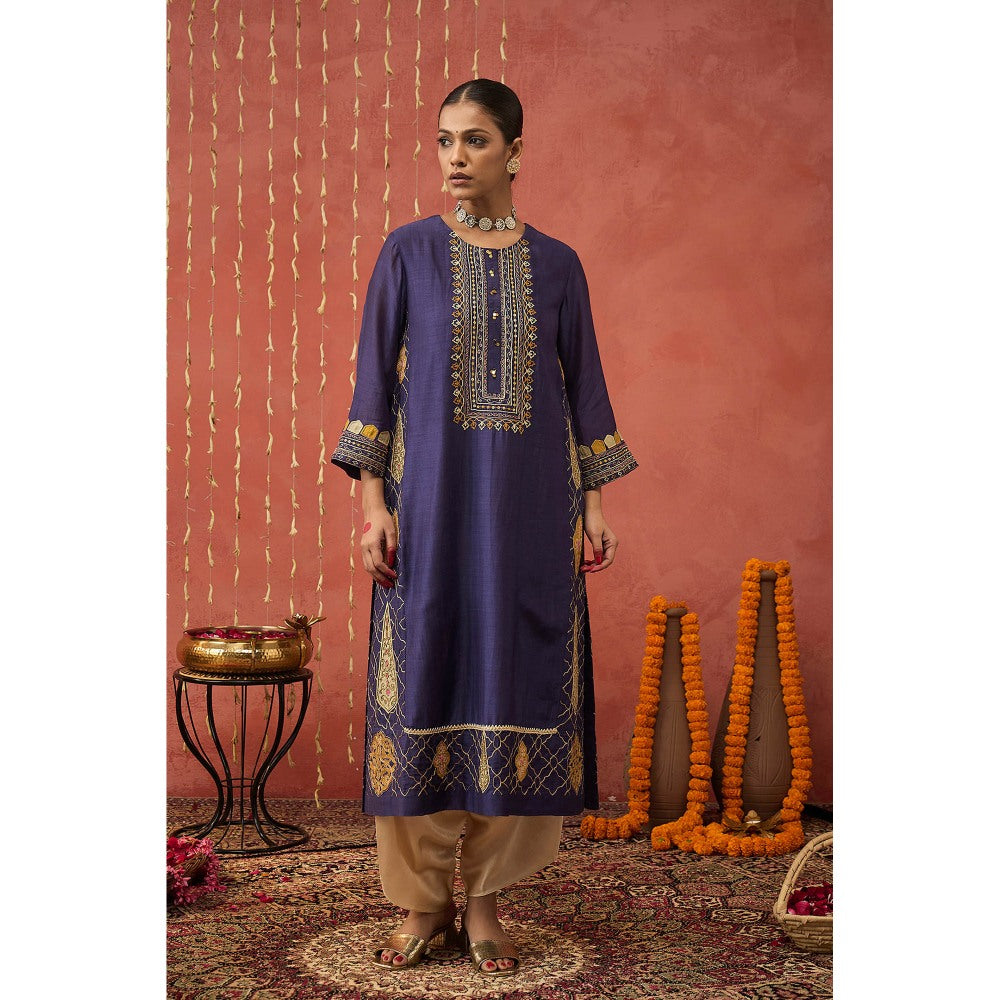 Shivani Bhargava Rani Purple Embroidered Kali Kurta with Pant and Dupatta (Set of 3)
