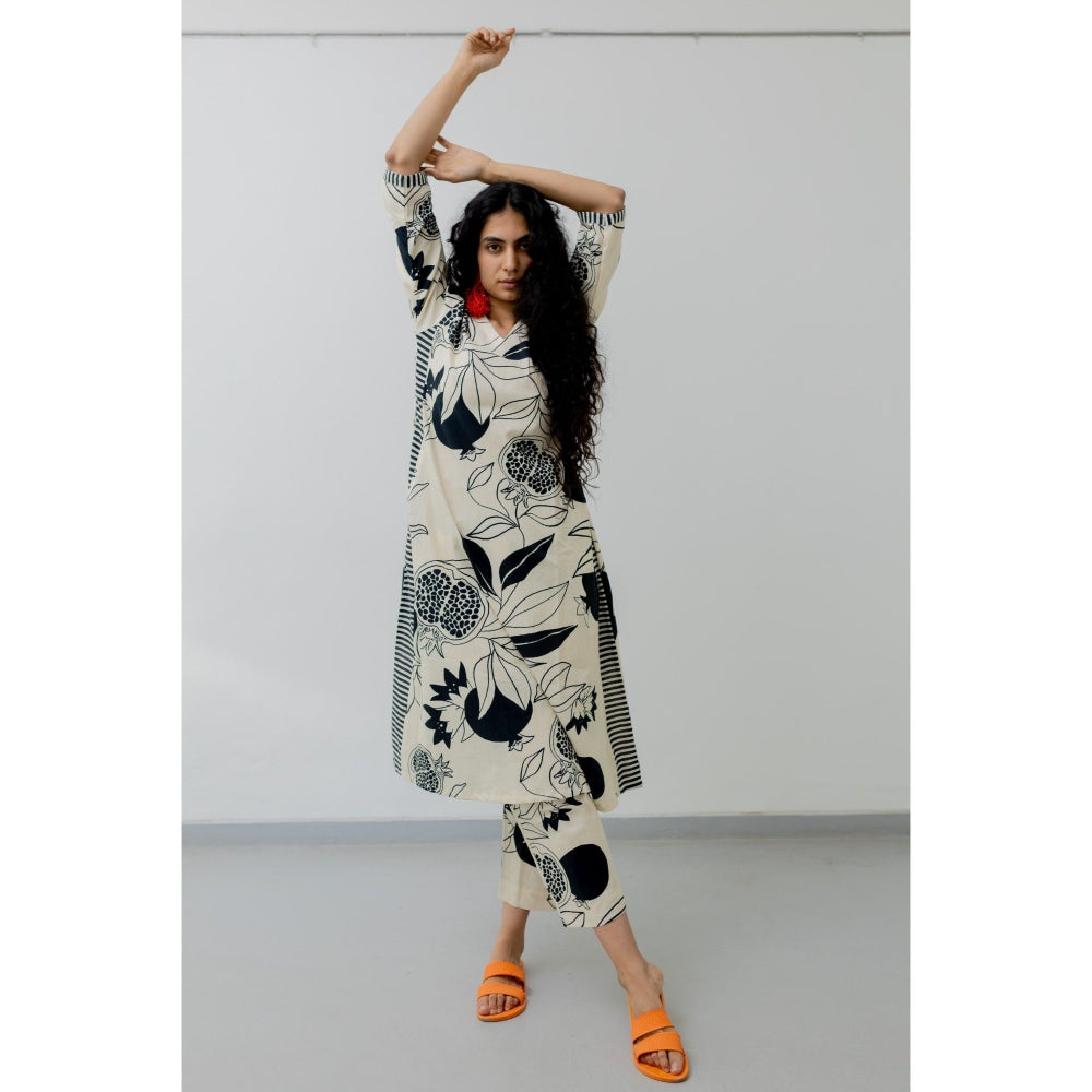 Silai Studio Cream Pomegranate Print Kurta and Pants (Set of 2)