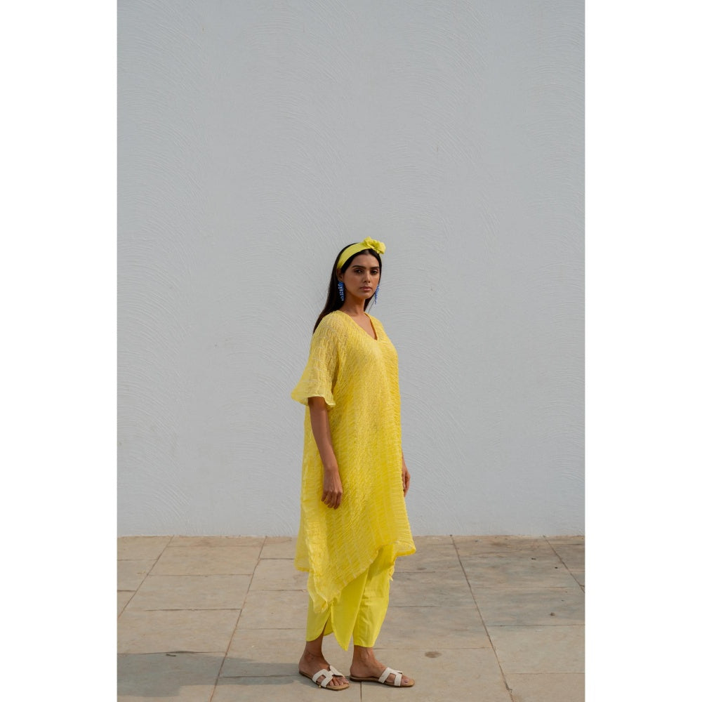 Silai Studio Iced Lemon Kaftan with Inner (Set of 2)