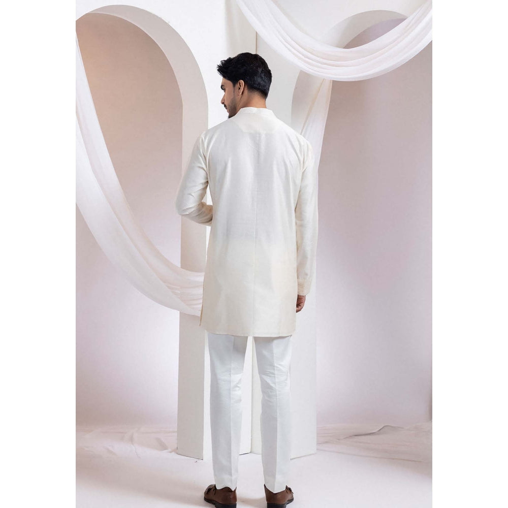 SMRITI Ivory Kurta With Pant