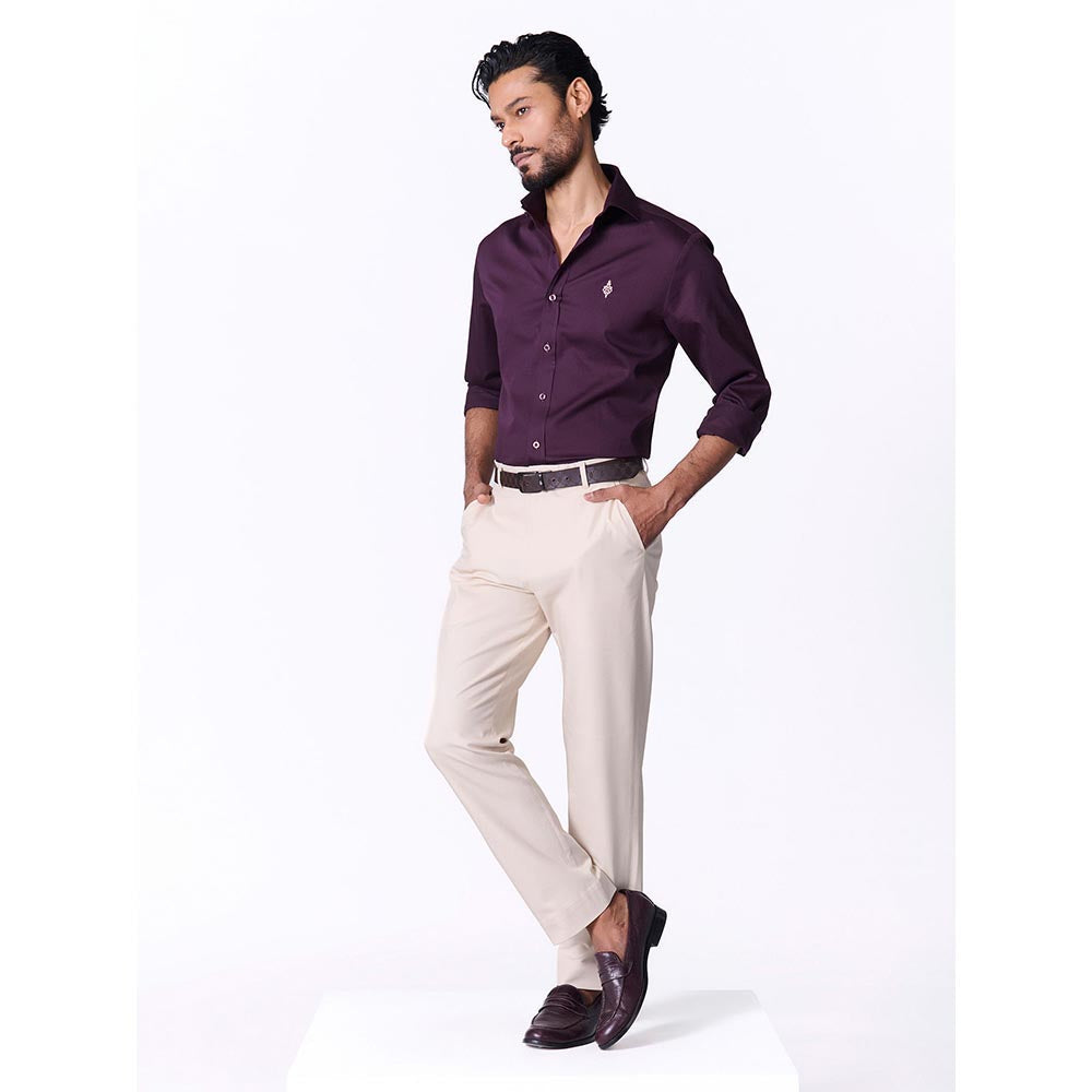 S&N by Shantnu Nikhil Men's Wine Rayon Blend Plain Slim Fit Shirt