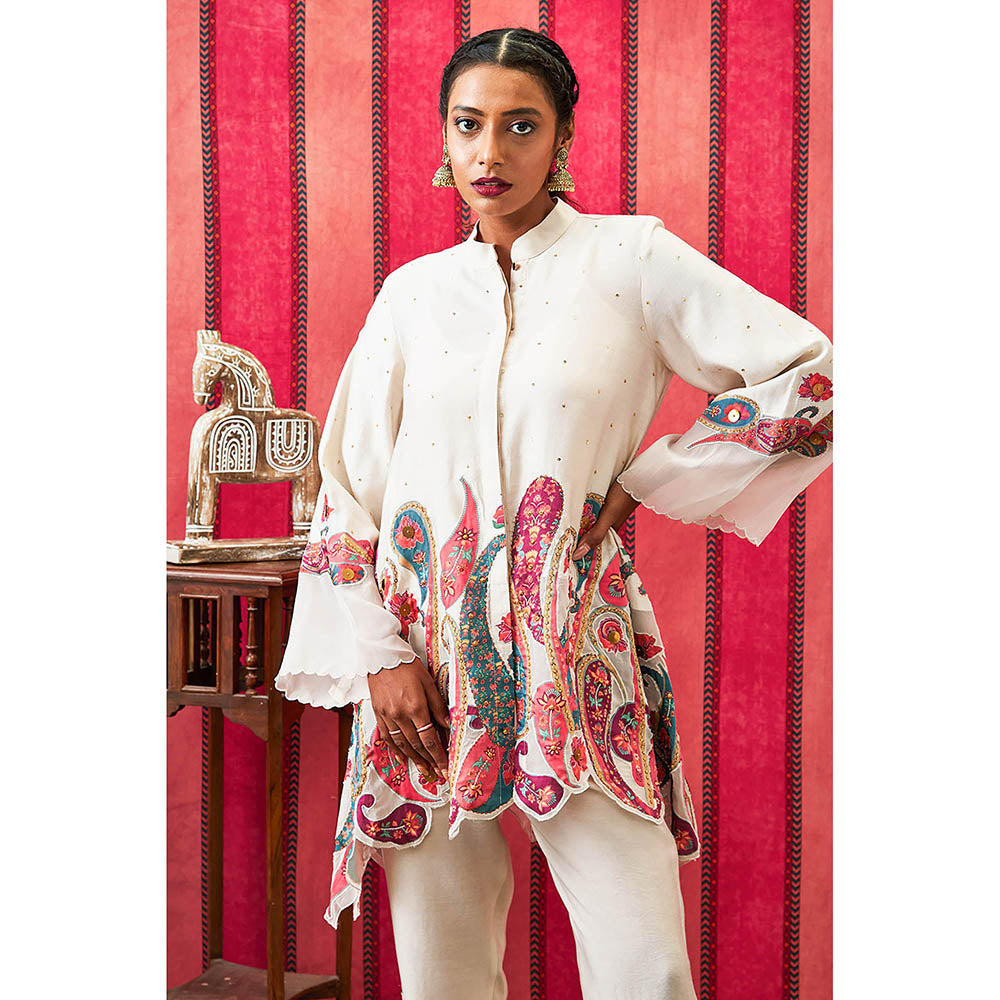Soup by Sougat Paul Qala White Paisley Co-Ord (Set of 2)