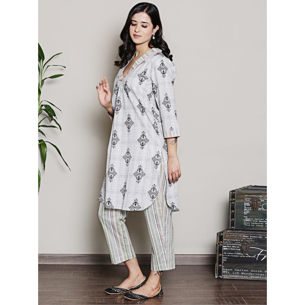 Spring Soul Printed Grey V-Neck Kurta with Pant (Set of 2)