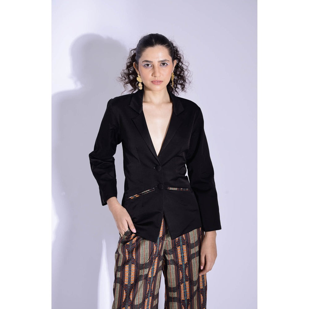 Studio Surbhi Silk Close Fit Printed Jacket and Pant (Set of 2)