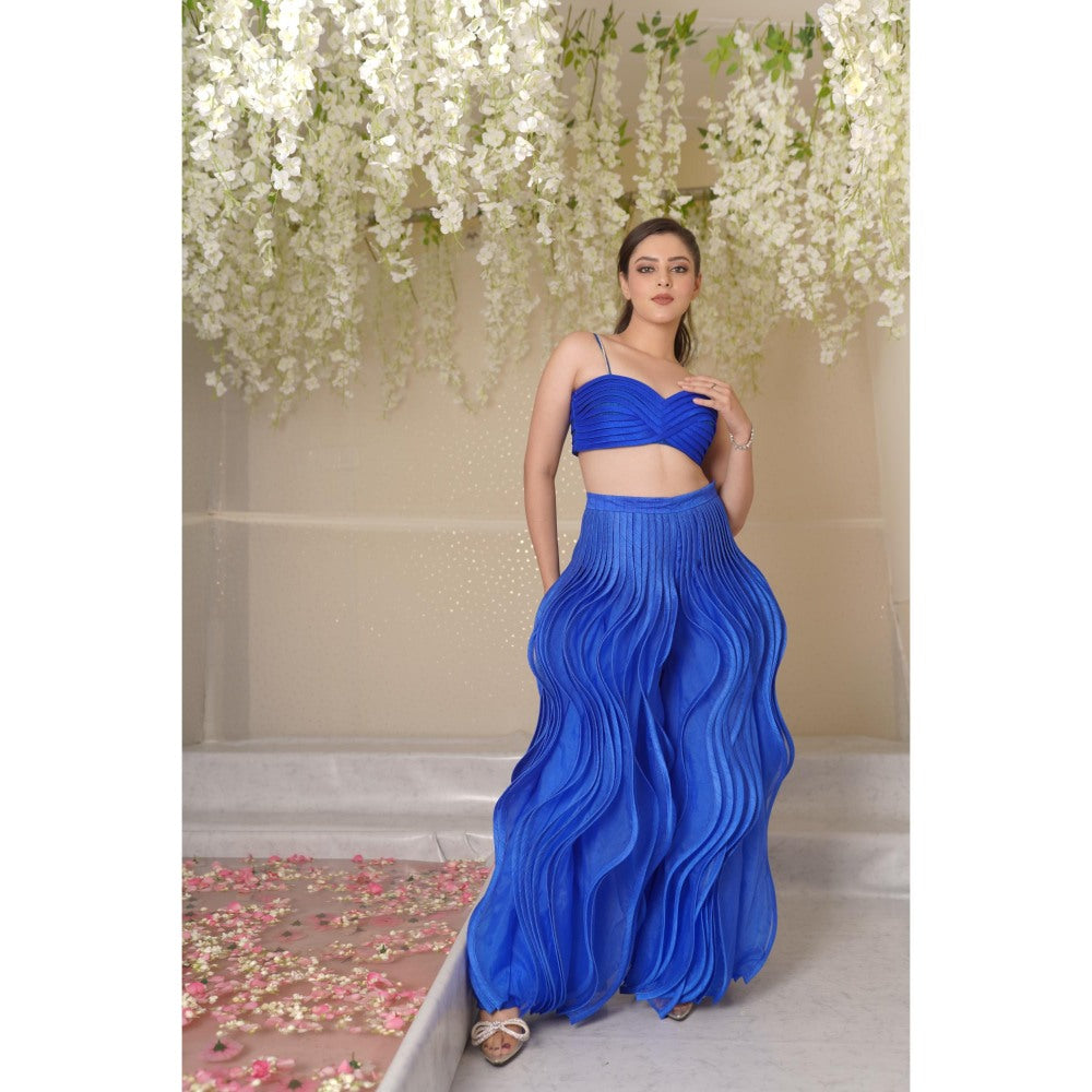 SUBTLE Inanity Petal Co-Ord (Set of 2)