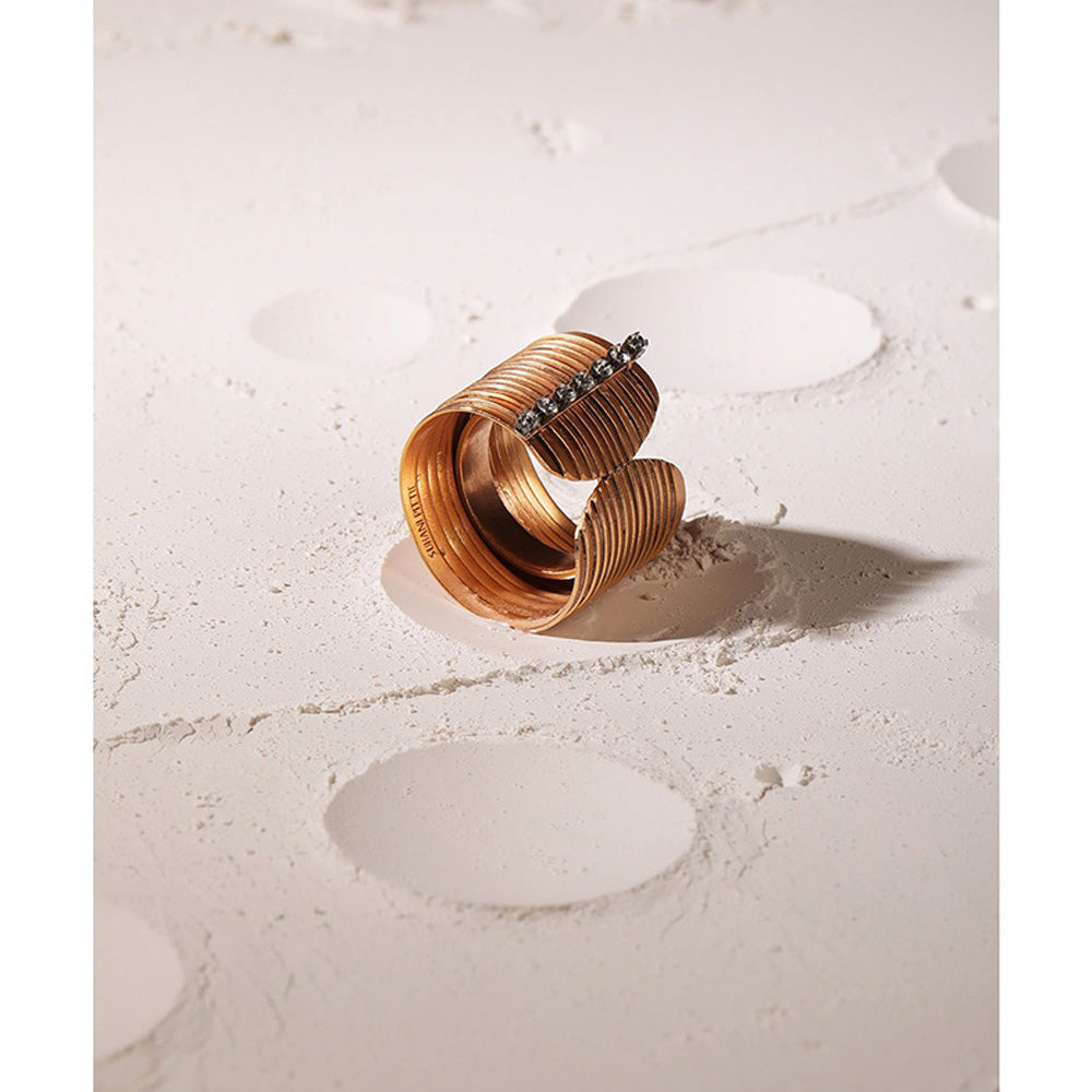 Suhani Pittie Galaxy Dune Openable Ring