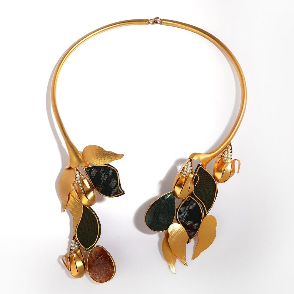 Suhani Pittie Floral Flow Choker