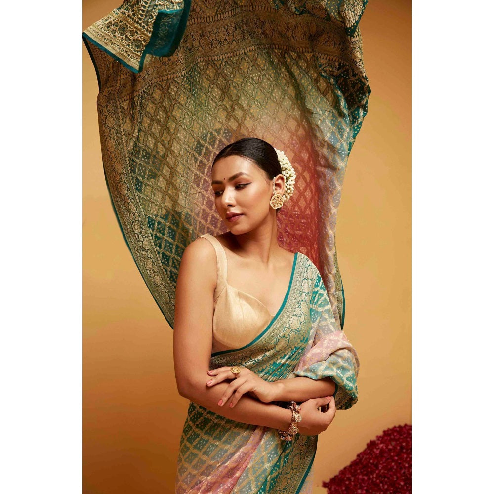 Suruchi Parakh Womens Green Handloom Saree and Unstitched Blouse