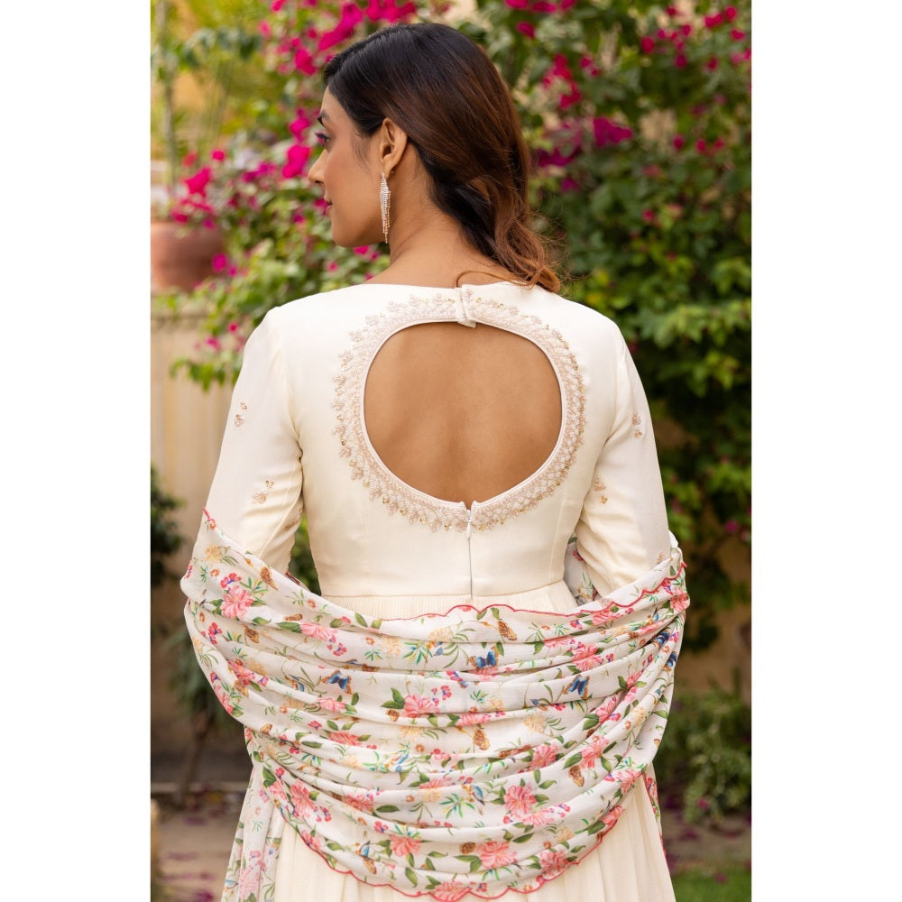 Suruchi Parakh Womens Cream Embroidered Anarkali Kurta and Dupatta (Set of 2)