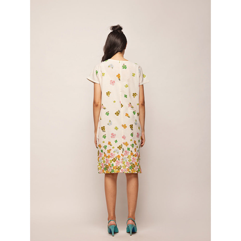 Swati Vijaivargie White Fleur Antifit Dress