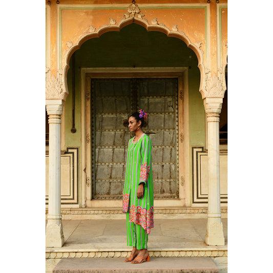 Swati Vijaivargie Juh Asymmetrical Kurta