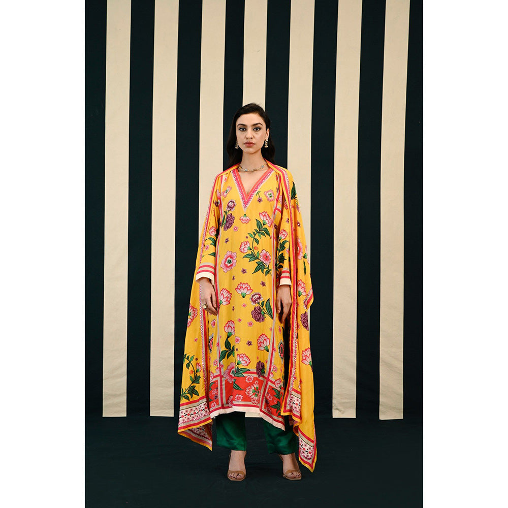 Swati Vijaivargie Gulmohar Jhumki Kurta & Pant with Stole (Set of 3)