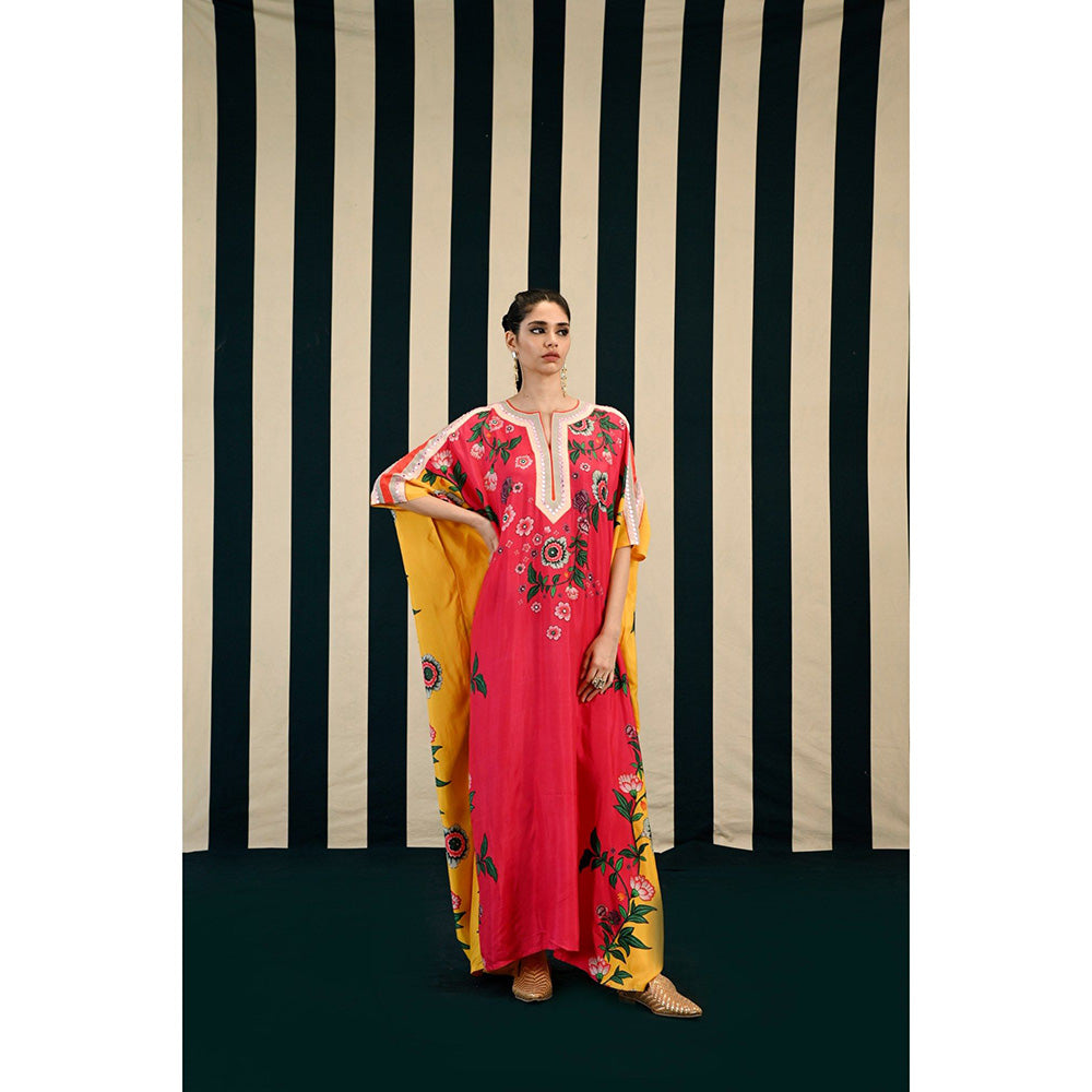 Swati Vijaivargie Gulmohar Kavya Kaftan Dress In Red