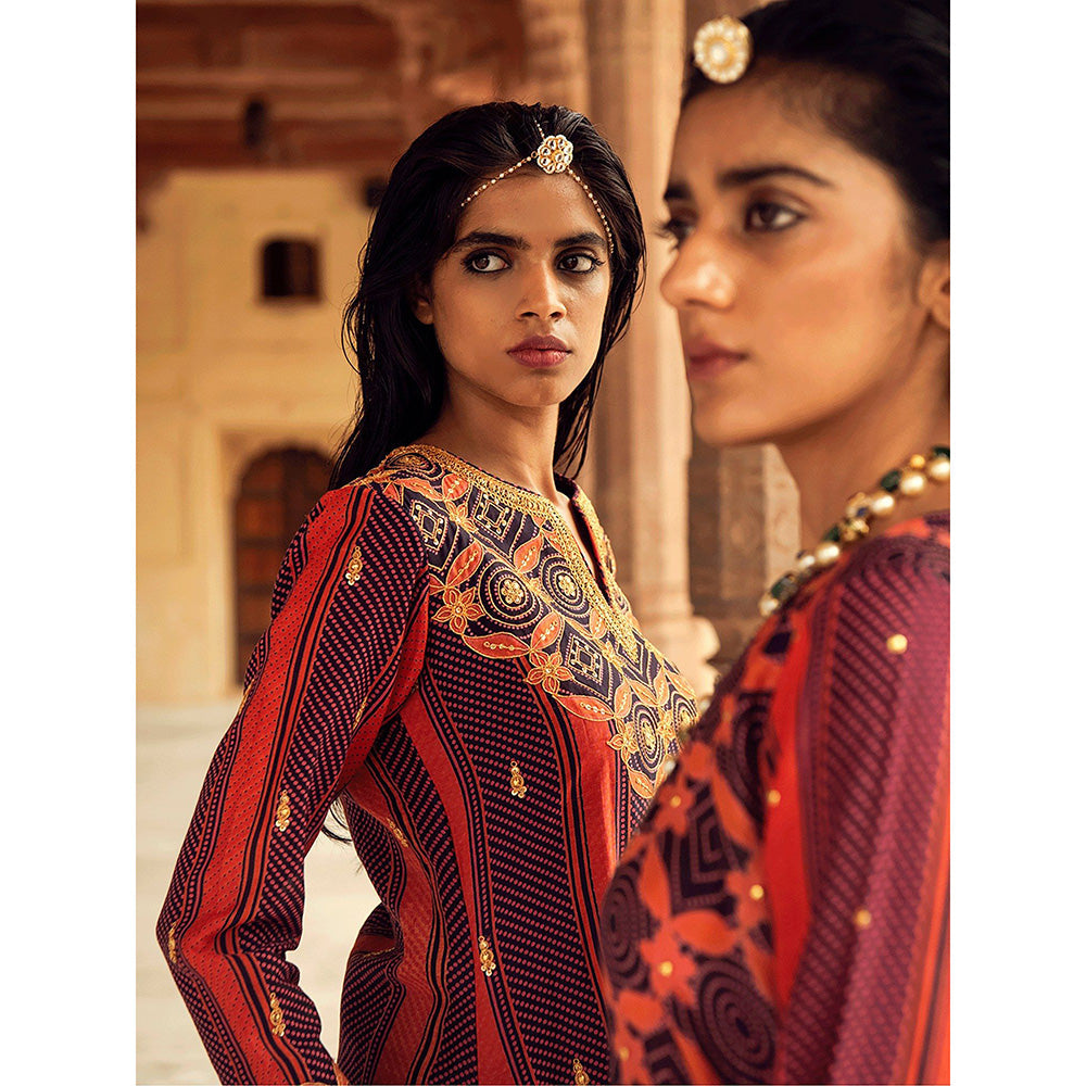 Swati Vijaivargie Ajmer Kurta with Sheesh Mahal Pant, Belt and Badmer Dupatta (Set of 4)