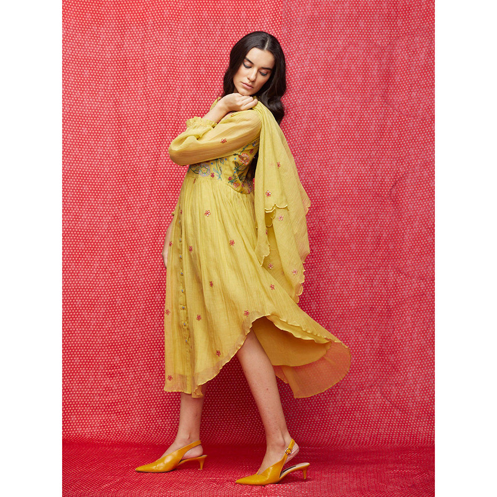 Swati Vijaivargie Rose Yellow Scallop Scarf