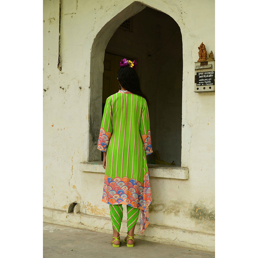 Swati Vijaivargie Khush Parrot Asymmetrical Kurta With Dhoti (Set of 2)